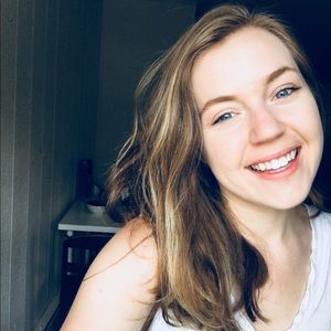 Meet your Posher, Savannah